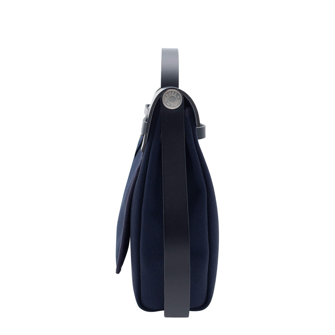 HERMES エルメス エールバッグ メッセンジャー 39 ブルーマリン/ブルーインディゴ トワル/ヴァッシュハンター シルバー金具 G刻印 - GINZA CELIA