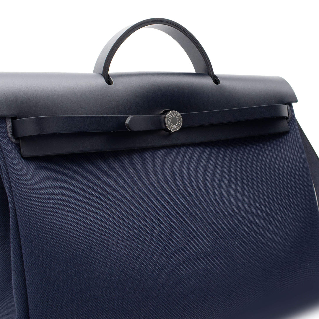 HERMES エルメス エールバッグ メッセンジャー 39 ブルーマリン/ブルーインディゴ トワル/ヴァッシュハンター シルバー金具 G刻印 - GINZA CELIA