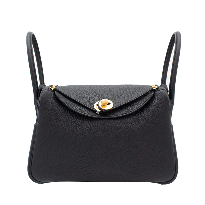 HERMÈS Lindy26 Black Clemence Gold Hardware (GHW) Stamp K