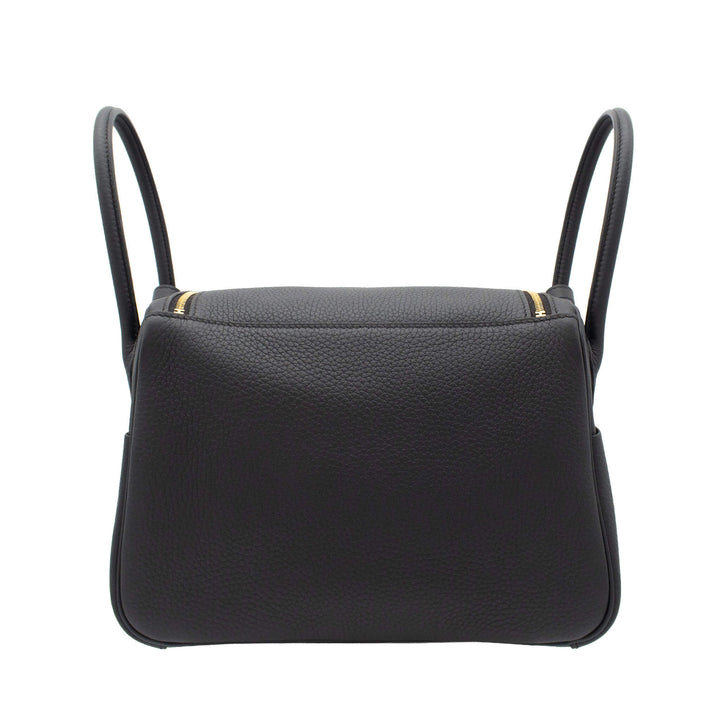 HERMÈS Lindy 26 Black Clemence Gold Hardware (GHW) Stamp G