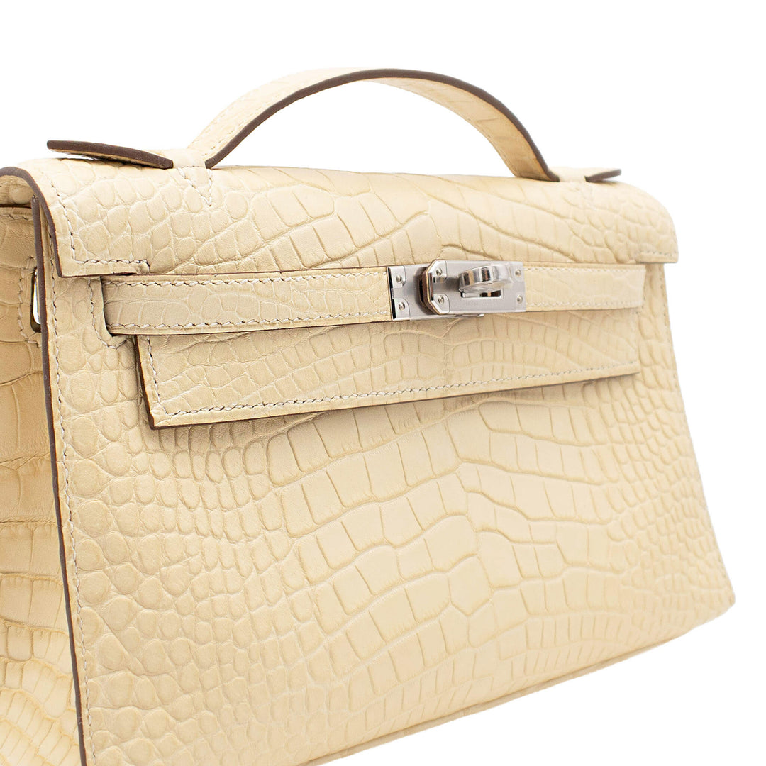 HERMÈS Kelly Pochette Vanille Alligator Matte Palladium Hardware (PHW) Stamp K