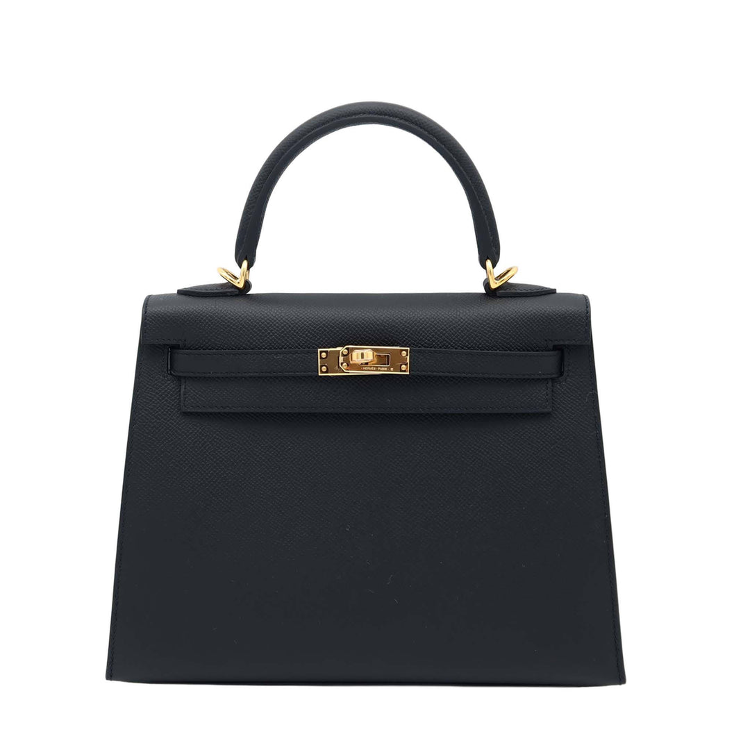HERMES Kelly 25 Black Epsom Gold Hardware K Stamp